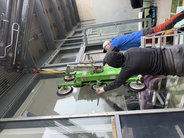 About St Paul's Glazing